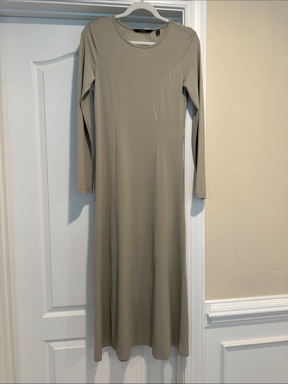 Vero Moda Taupe Long-Sleeve Maxi Dress